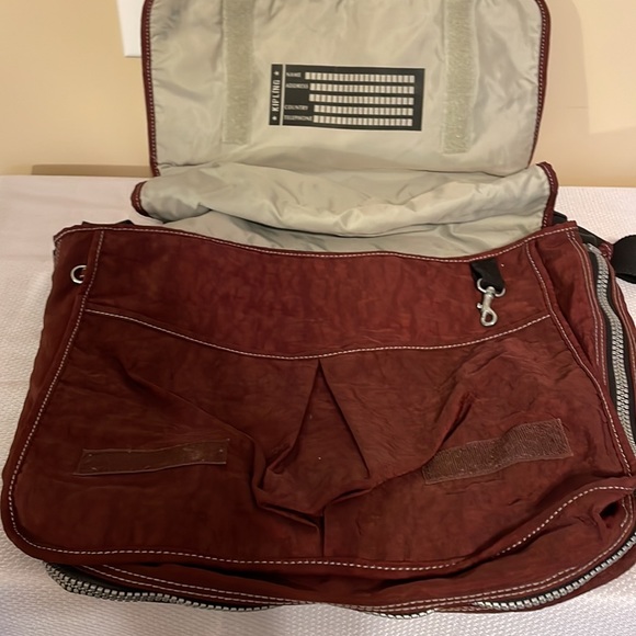 Kipling messenger laptop travel bag - Picture 4 of 11
